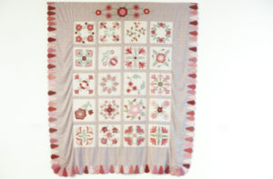 Pat Britten, Flower Quilt, 1990, cotton patchwork applique, 2620mm x 2320 mm