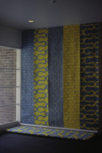 Gavin Chilcott, Twin Nets, 2001 (installation view), tufted wool Dilana rug, stenciled wallpaper