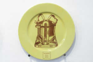 Fiona Pardington, Dinner plate (1), 1993. Transfer and glaze. 255mm diameter.