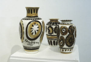 Paul Hartigan, Untitled vases, 1993 (installation view).