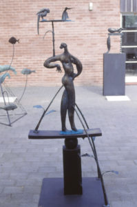 Paul Dibble, Pacific Balance (After Brancusi), 1989 (installation view). Bronze, galvanized steel and totara.