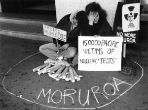 Gil Hanly, Street Theatre against French testing in the Pacific, 1983. Black and white photograph.