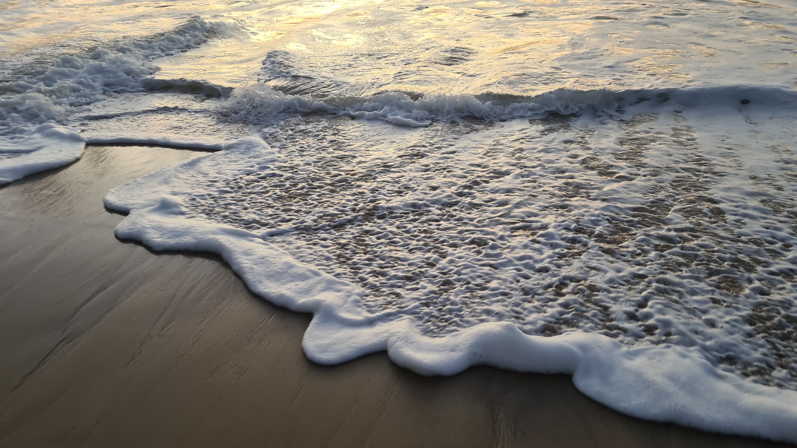 Denise Batchelor, Hokianga Nui a Kupe, from the series Hukatai ~ Sea foam, 2022–2023. Part of a collaboration towards an installation with Maureen Lander.